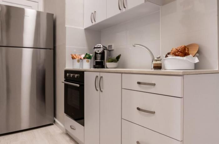 Ben Yehuda, 3 Lovely Flats In The Same Building エルサレム エクステリア 写真